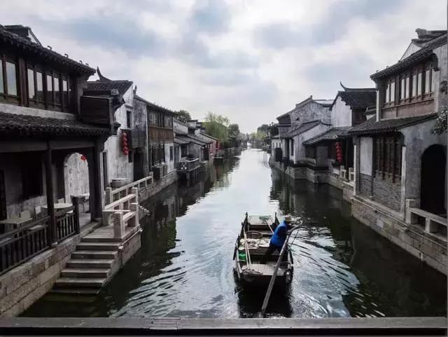 小蓝球向上跳